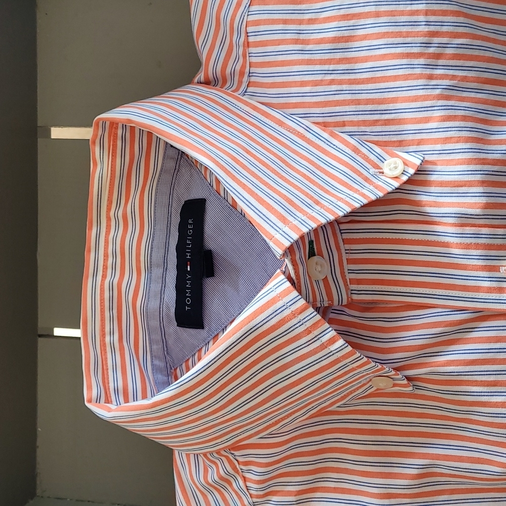 Tommy Hilfiger Men's Button Down Shirt 17 XL 34-35 Orange and Blue Stripe Cotton